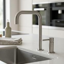 stainless-steel-kitchen-faucet-design
